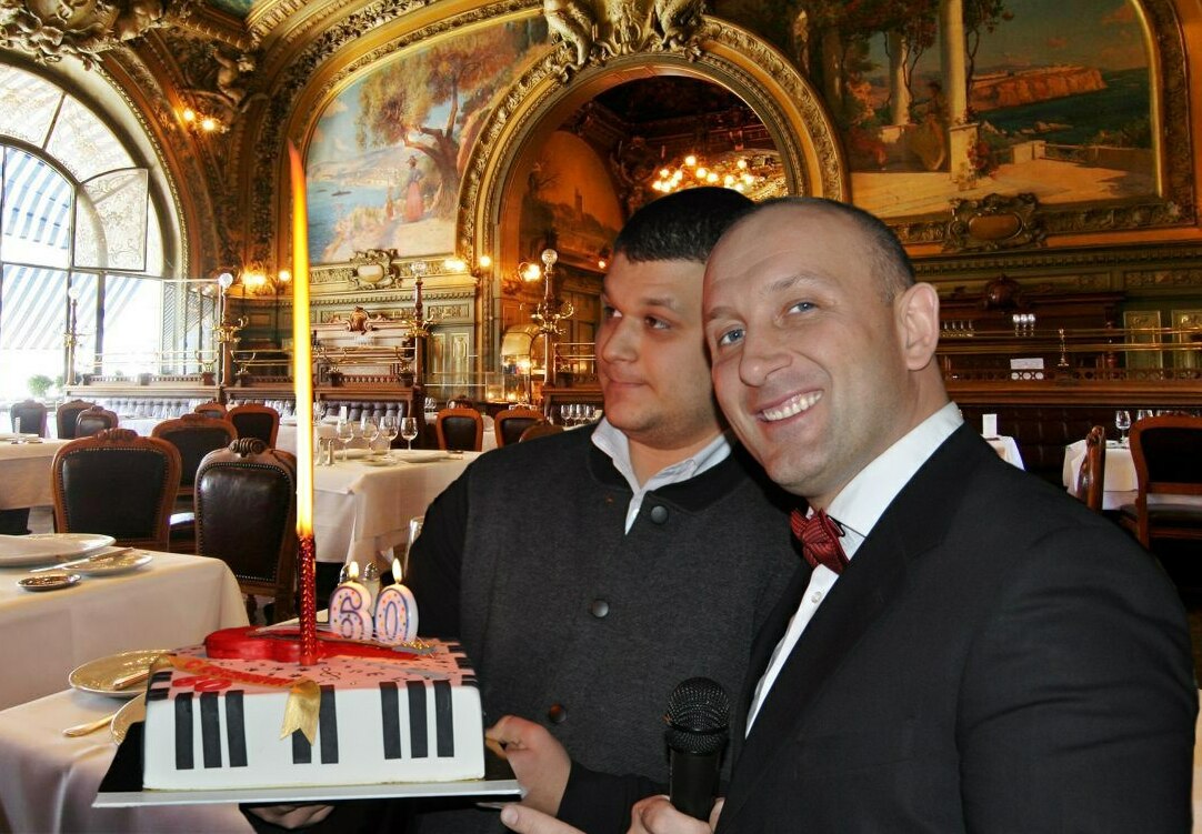 <span style="font-weight: bold;">Юбилеи и дни рождения&nbsp;</span><br>